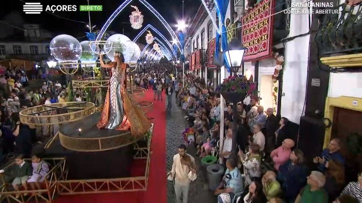 Cortejo marcou o arranque das festas Sanjoaninas (Vídeo)