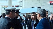 Imagem de Marinheiros recebidos por familiares e amigos em Lisboa (vídeo)