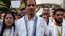 Imagem de Juan Guaidó descarta risco de uma guerra civil