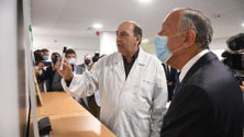 Imagem de Distinção de uma vasta equipa feita de anónimos (vídeo)
