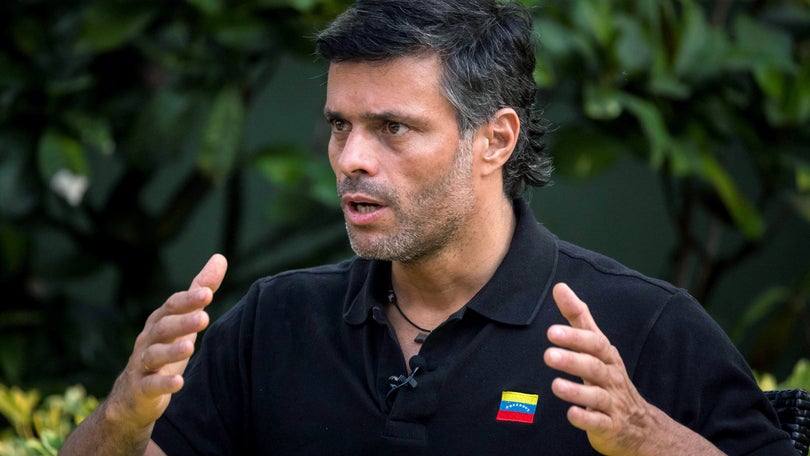 Leopoldo López diz que intervenção militar é opção constitucional