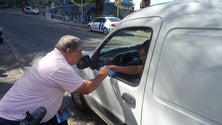 Imagem de Associação Sem Limites em ação de sensibilização para o estacionamento abusivo na Ponta do Sol