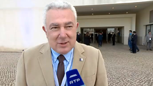 Imagem de Governo quer reforçar apoios às famílias para evitar ida dos idosos para os lares (Som)