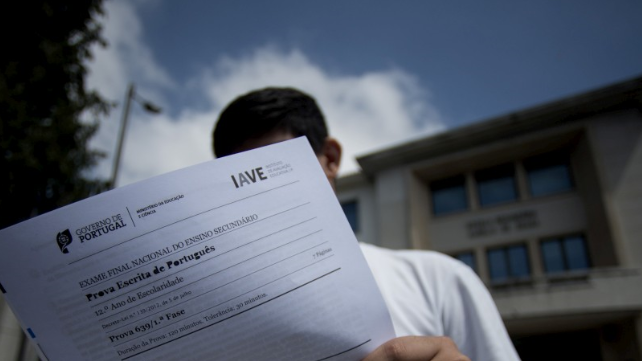 Imagem de Exame de Português não vai ser anulado