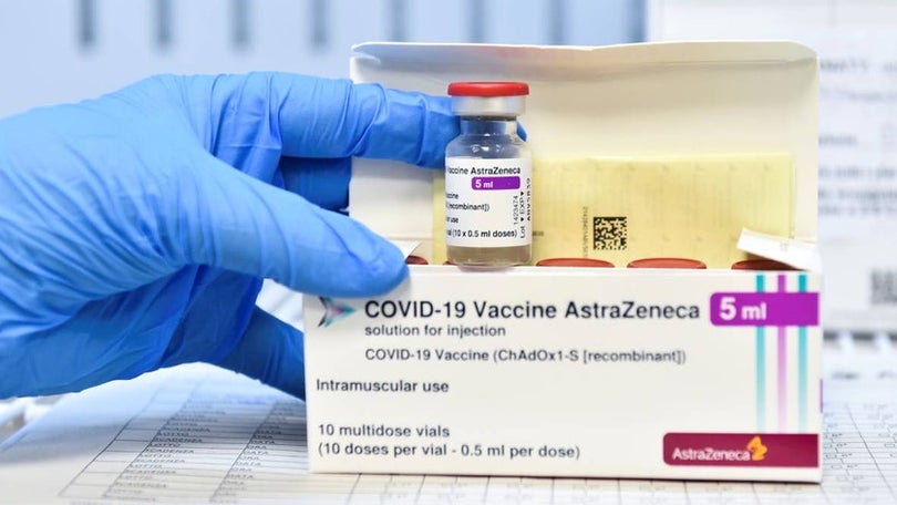 Eslováquia suspende vacinação da AstraZeneca