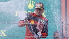 Imagem de Charles Leclerc vence Grande Prémio da Áustria em casa da Red Bull