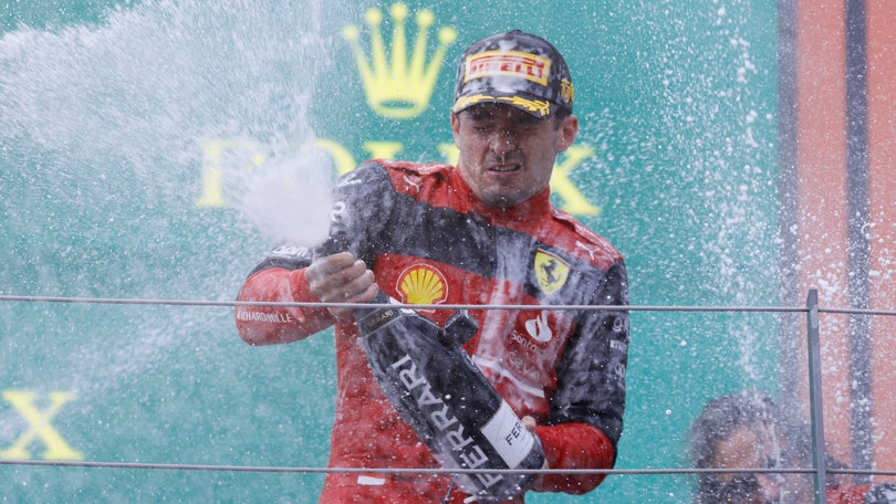 Imagem de Charles Leclerc vence Grande Prémio da Áustria em casa da Red Bull