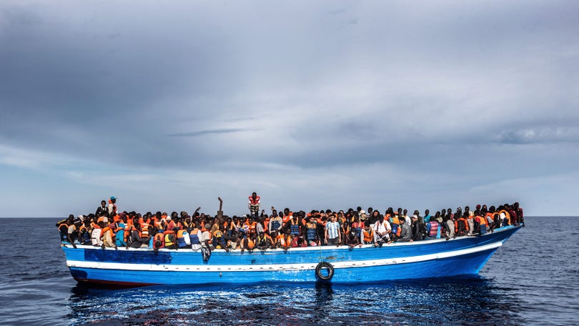 Imagem de Dois mortos e 130 resgatados com vida do mar no sul de Espanha