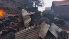 Veja o rasto de destruição que o incêndio deixou nos Prazeres (vídeo)