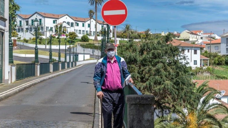 Açores com 25 casos e sete doentes internados