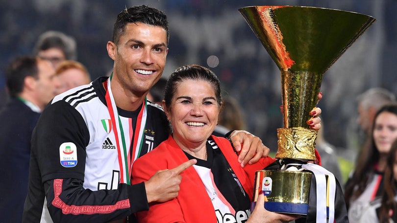 Imagem de Irmão de Ronaldo garante que Dolores está melhor