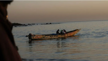 Imagem de Piroga com 92 migrantes deu à costa na ilha cabo-verdiana
