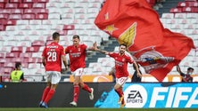 Imagem de Benfica isola-se na liderança da I Liga