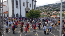 Imagem de Centenas de pessoas assistiram este sábado à missa campal na Paróquia de Santo António (Vídeo)