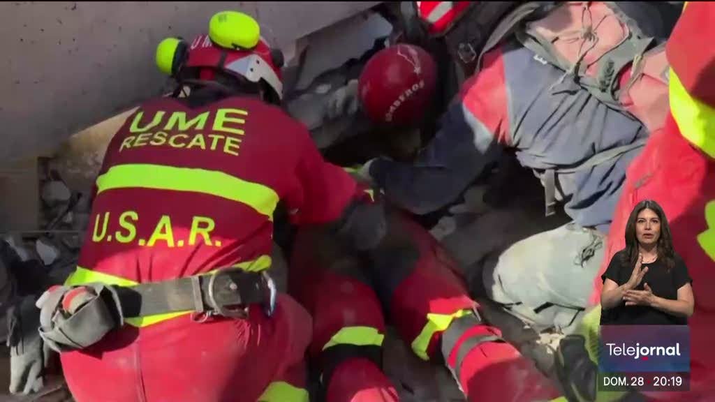 Imagem de Sismos na Venezuela. Número de mortos aumenta para 1450