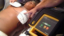 Imagem de Madeira tem 70 desfibriladores e 1700 pessoas certificadas para operar com o equipamento