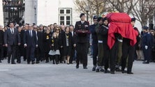 Imagem de Marcelo, Ferro e Costa recebem cortejo fúnebre em Belém