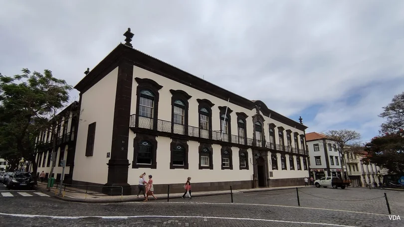 Imagem de Câmara do Funchal investe 3,5 milhões em fornecimento de combustível ao município