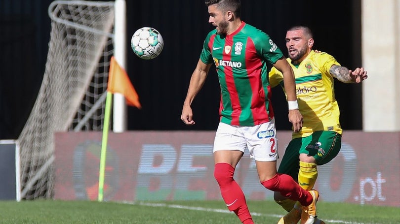 Marítimo surpreendido em casa