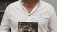 Imagem de `O livro de todos os pecados` é a nova obra de poesia de Alves dos Santos