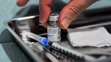 Imagem de Mais de 3,8 milhões de pessoas com a dose de reforço