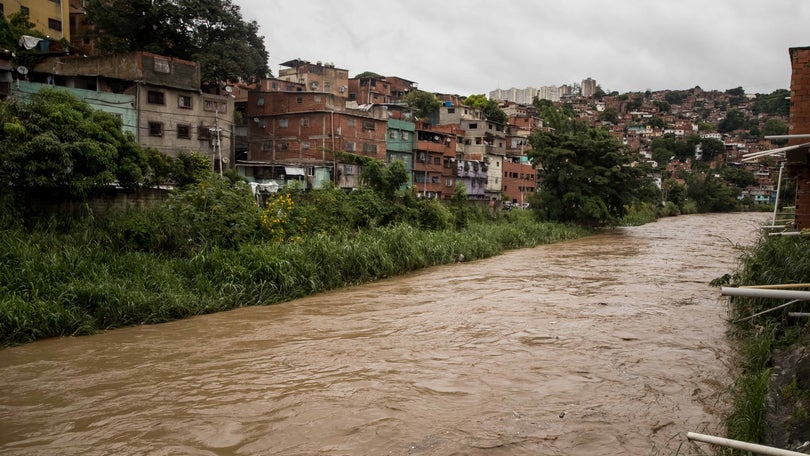 Sobe para 18 número de mortos devido a chuvas torrenciais na Venezuela