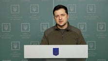 Imagem de Zelensky deplora ataque russo contra local onde judeus foram massacrados por nazis