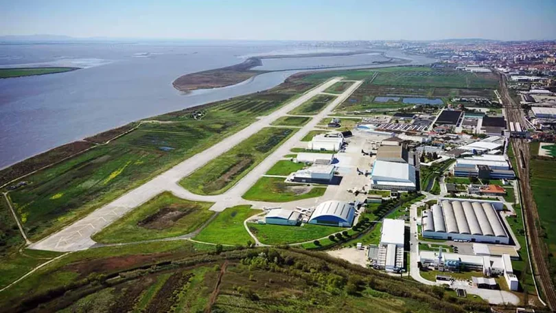 Imagem de OGMA acorda aumento que sobe salário mínimo para 889 euros