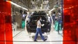 Produção global de automóveis caiu 16%