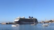 Imagem de «Britannia» de regresso ao Porto do Funchal, com 4778 pessoas a bordo