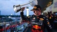 Verstappen vence no Japão e Red Bull conquista título