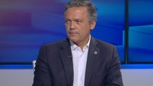 Imagem de Trânsito no Funchal resolve-se com mais transporte coletivo (vídeo)