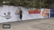 Imagem de Câmara de Lobos com mural para pintar legalmente (vídeo)