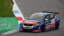 Francisco Abreu e o Peugeot 308 TCR querem brilhar numa das catedrais do automobilismo