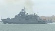 Navio de guerra da Rússia dispara contra cargueiro