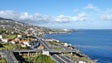 Imagem de Santa Cruz com serras vigiadas