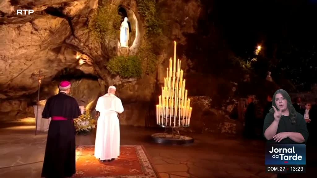 Imagem de Papa em França. Leão XIV apela à conversão da própria Igreja