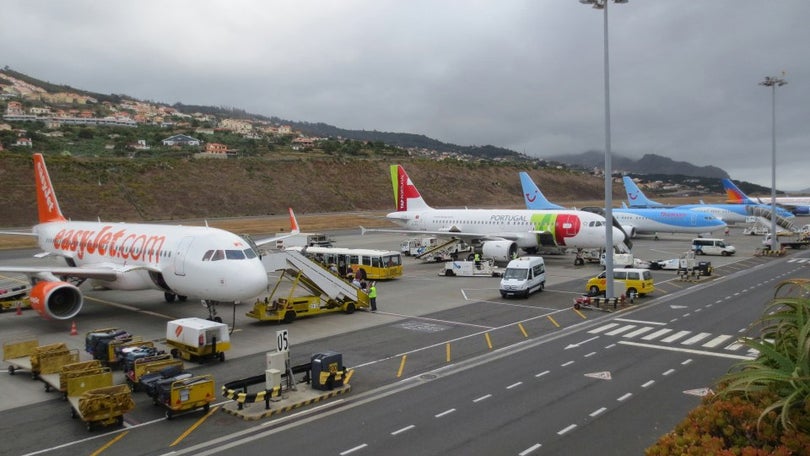 Imagem de Residentes na Madeira vão passar a pagar de forma direta 86 euros nas viagens aéreas para o Continente