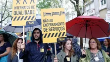 Adesão à greve dos médicos é de 90% e reflete falta de confiança no Ministério