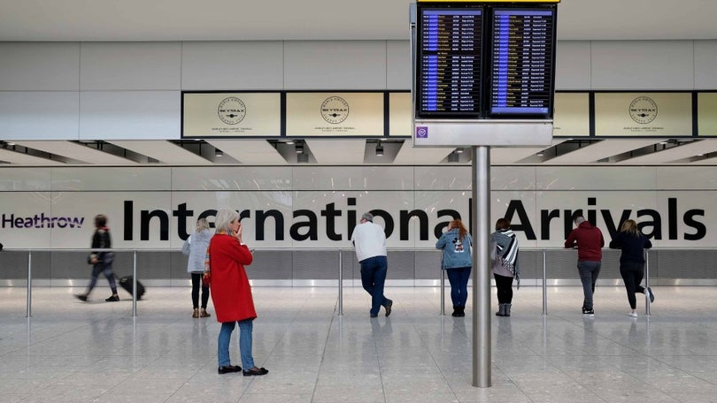 Imagem de Brexit: Governo mantém inalteradas taxas aeroportuárias para voos do Reino Unido