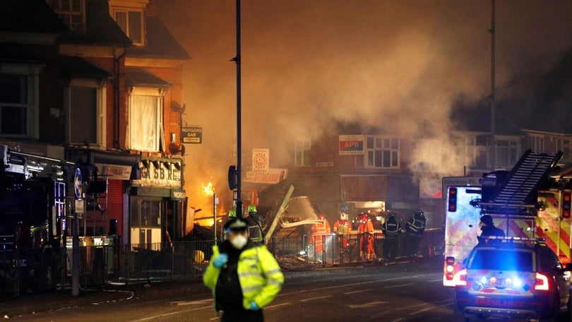 Quatro pessoas morreram numa explosão em Leicester