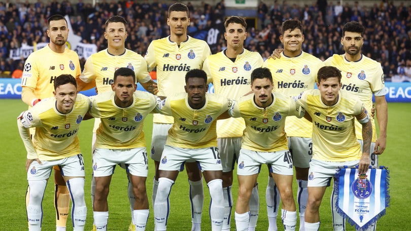Imagem de FC Porto muito superior ao Club Brugge com Diogo Costa em destaque