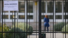 Imagem de Várias escolas fechadas devido à greve da função pública