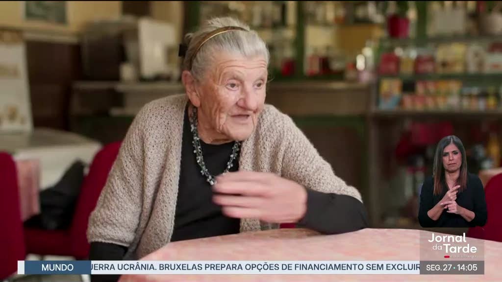 Italiana tira e serve cafés há 80 anos