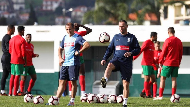 Regressos de Danny e Gamboa na primeira convocatória de Petit