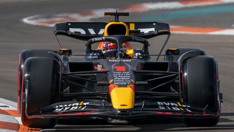 Imagem de Max Verstappen vence na estreia de Miami