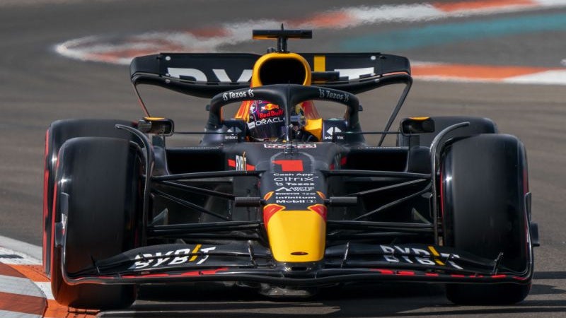 Max Verstappen vence na estreia de Miami