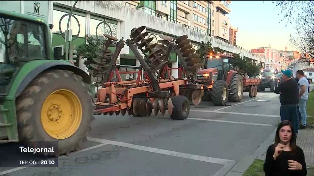 Agricultores bloquearam estradas e acessos a Valença