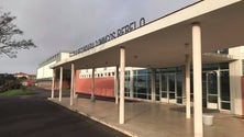 Imagem de Escolas e restaurantes de São Miguel continuam encerrados (Vídeo)