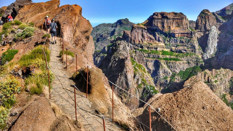 Imagem de Jovem turista belga atingida por pedras na vereda entre o Pico Ruivo e o Pico do Areeiro